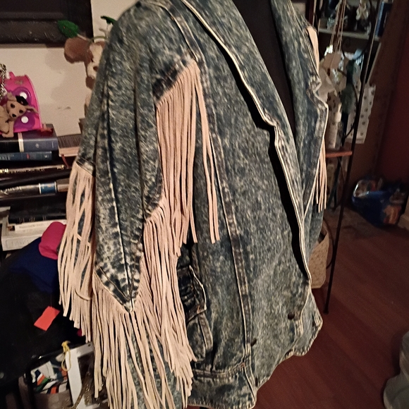 Prezzia Vintage Heavily Fringed Denim Jean Jacket - Picture 7 of 12